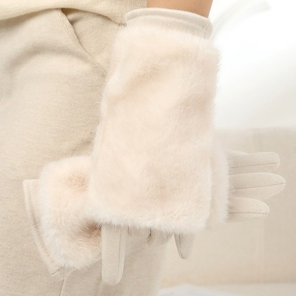 Gants femme, portés en extérieur