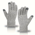 Gants tricot gris clair classique