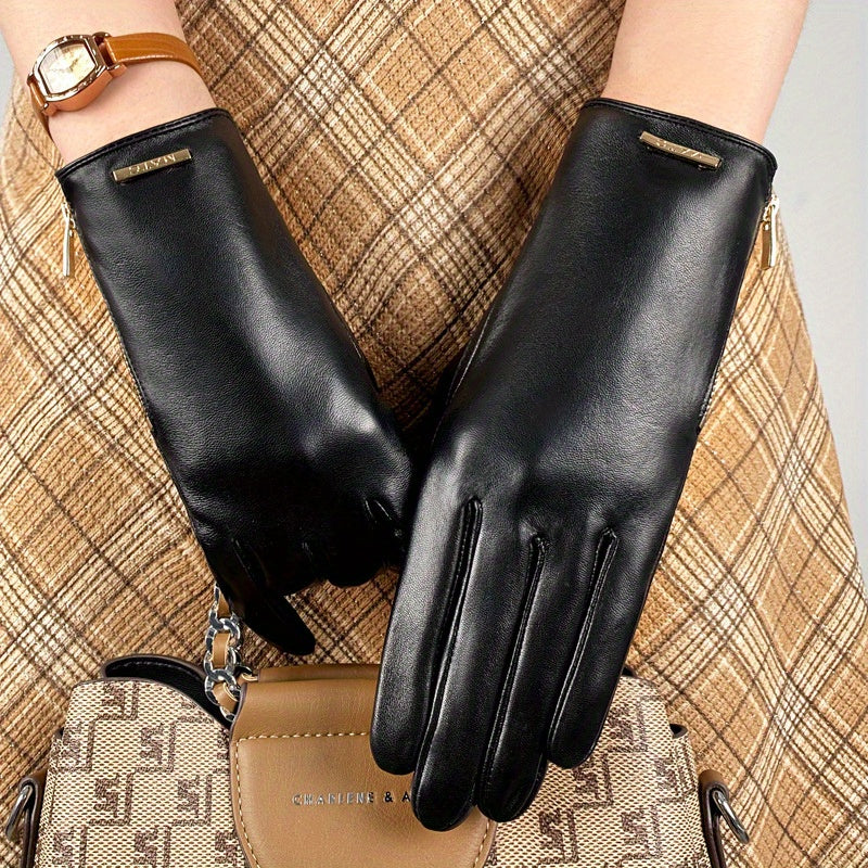 Gants cuir femme, coloris noir, porté