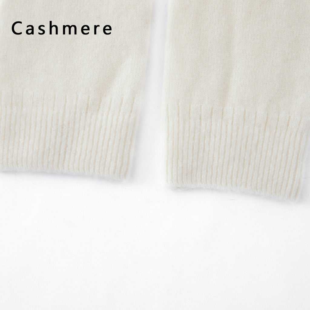 Mitaines femme, portées en paire