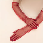 Gants longs femme transparents, vue de dos