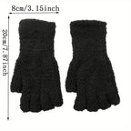 Mitaine femme en tricot peluche noir, dimensions 8x20 cm