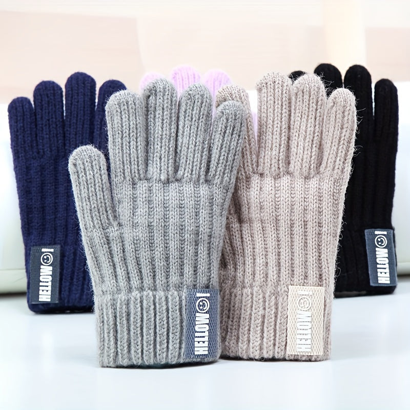 Gants enfant en laine tricotée, vue détail