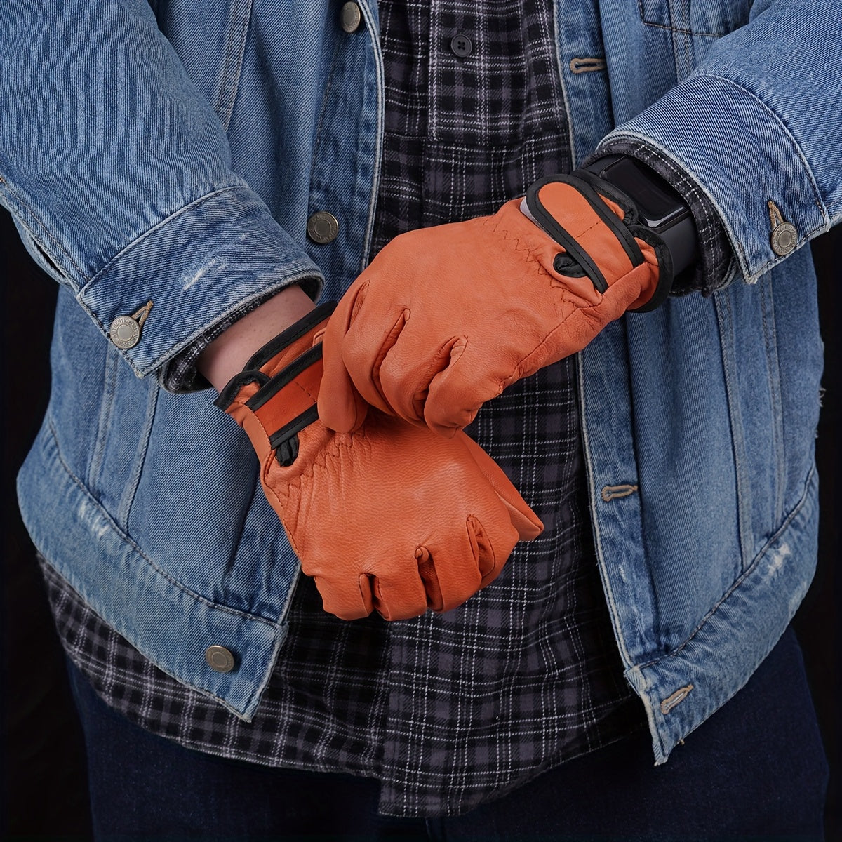 Gants cuir homme orange, vue portée