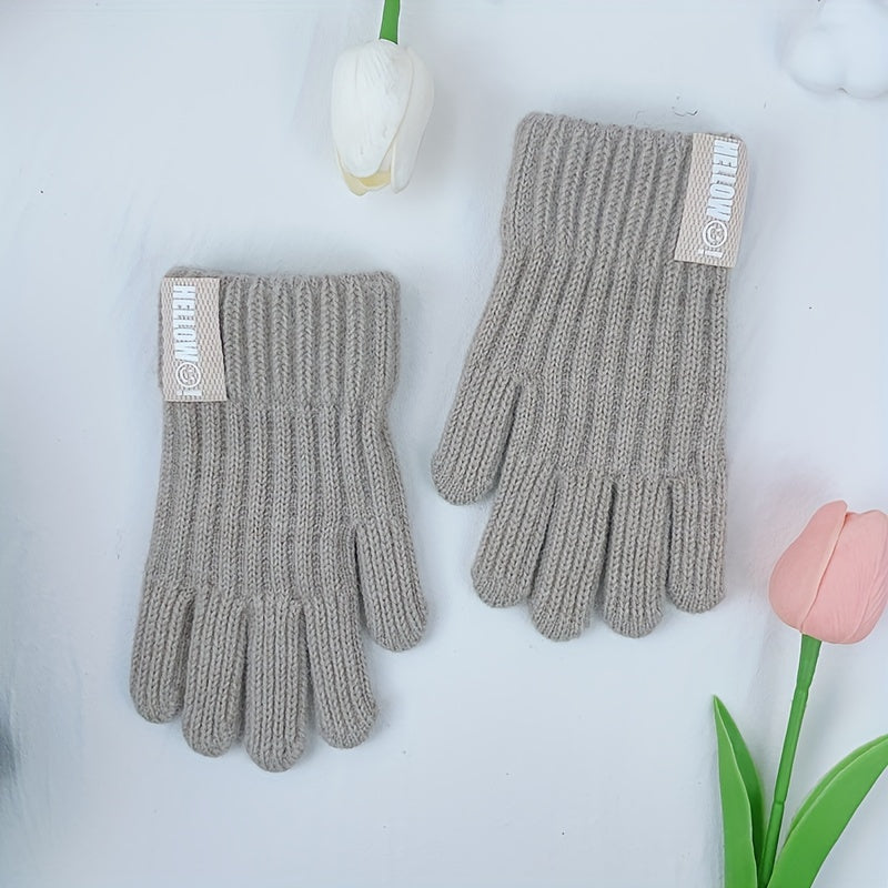 Gants enfant en laine tricotée, vue détail