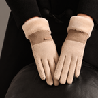 Gants femme beige en laine portés, revers en fausse fourrure