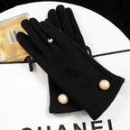 Gant femme noir en velours, bouton perlé
