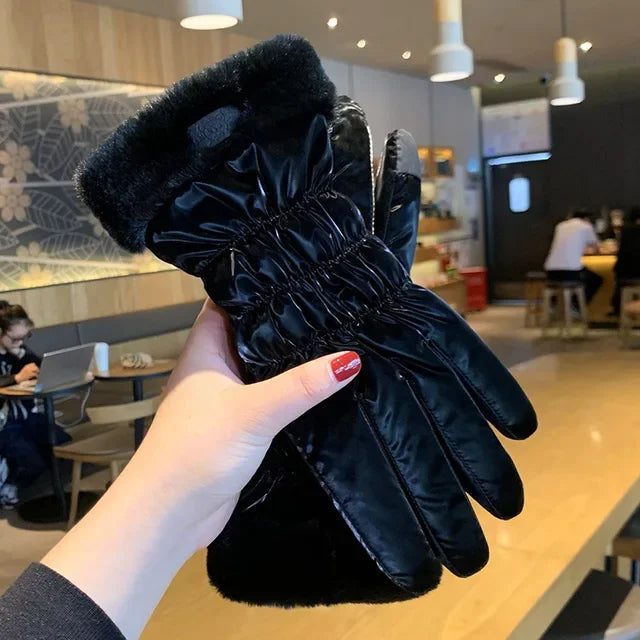 Gant femme noir matelassé, revers fausse fourrure