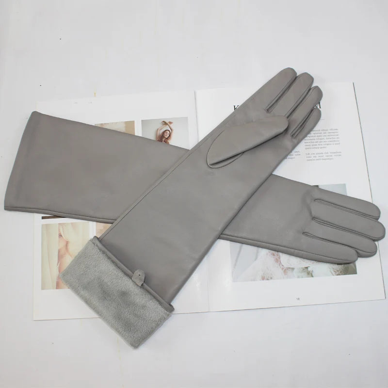 Gants cuir femme longs, coloris gris, posés à plat