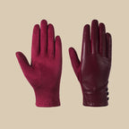 Gant femme rouge, design à trois boutons