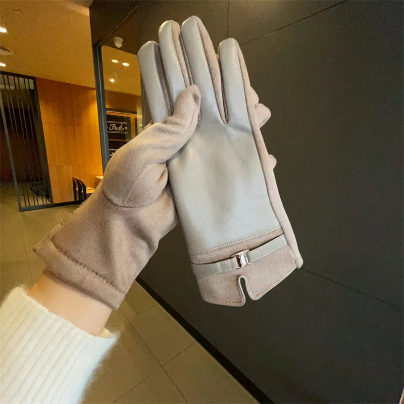 Gant femme écru classique, finition lisse