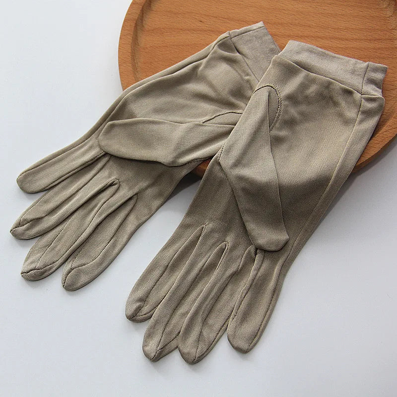 Gant femme kaki en soie, vue de face