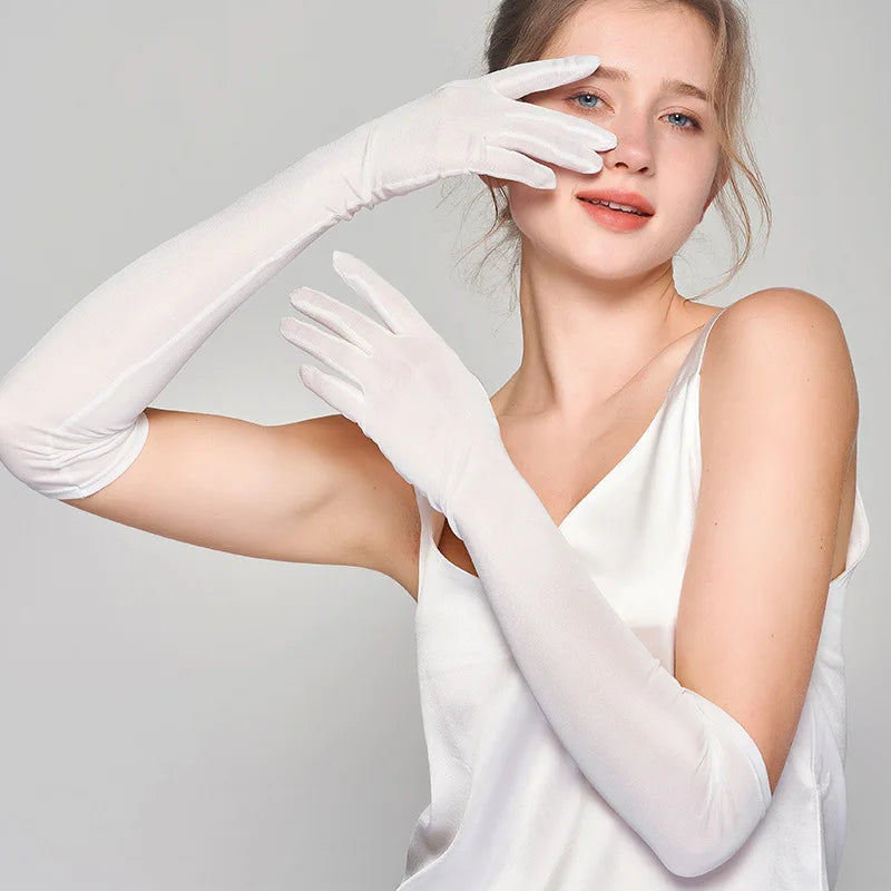 Gant femme long blanc en soie, vue de face