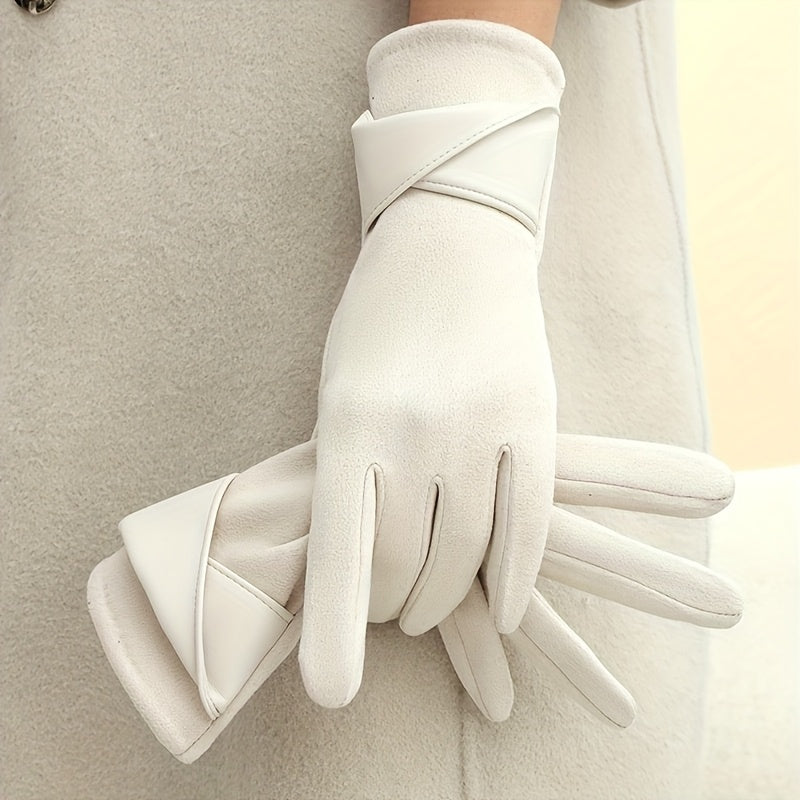 Gants femme coloris blanc, vue portée