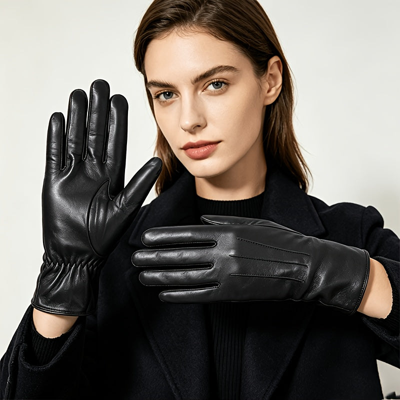 Gants femme noirs portés, vue de face