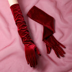 Gants longs femme velours bordeaux, vue portée