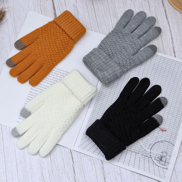 Gants homme, plusieurs coloris présentés ensemble