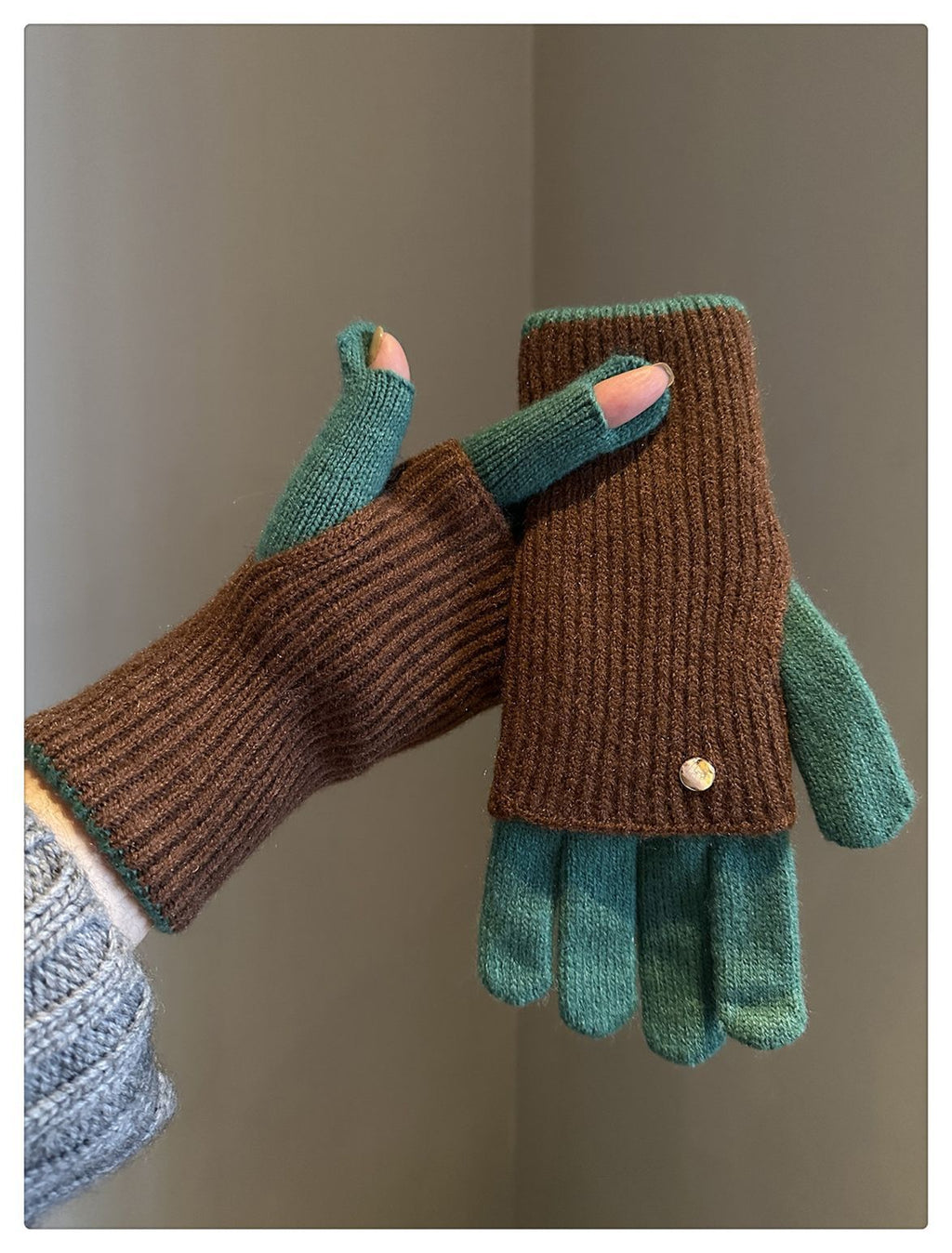 Mitaines femme color blocking marron et vert, pouce et index découverts