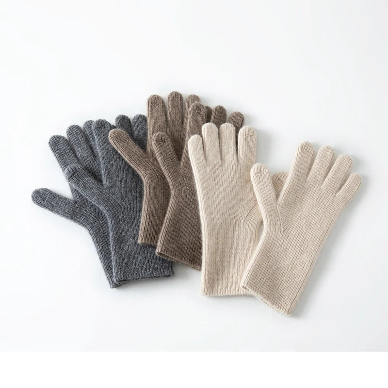 Gants femme en cachemire, trois coloris présentés à plat